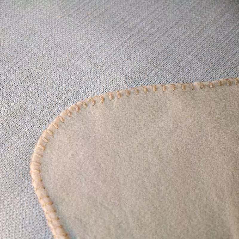 Vilnonė antklodė 170x130 (kreminė)