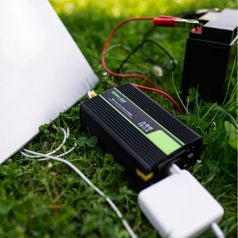 "Green Cell" - Įtampos keitiklis inverteris iš 12V į 230V 500W / 1000W Modifikuota sinusinė banga