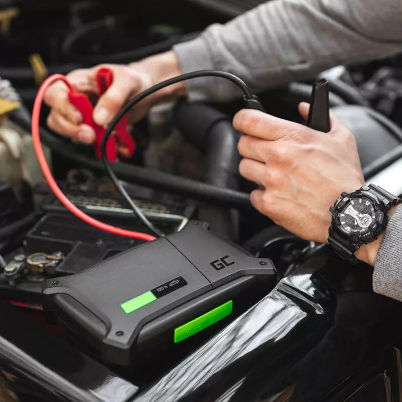 "Green Cell GC PowerBoost" automobilio starteris / "Powerbank" / automobilio starteris su įkroviklio funkcija 16000mAh 2000A