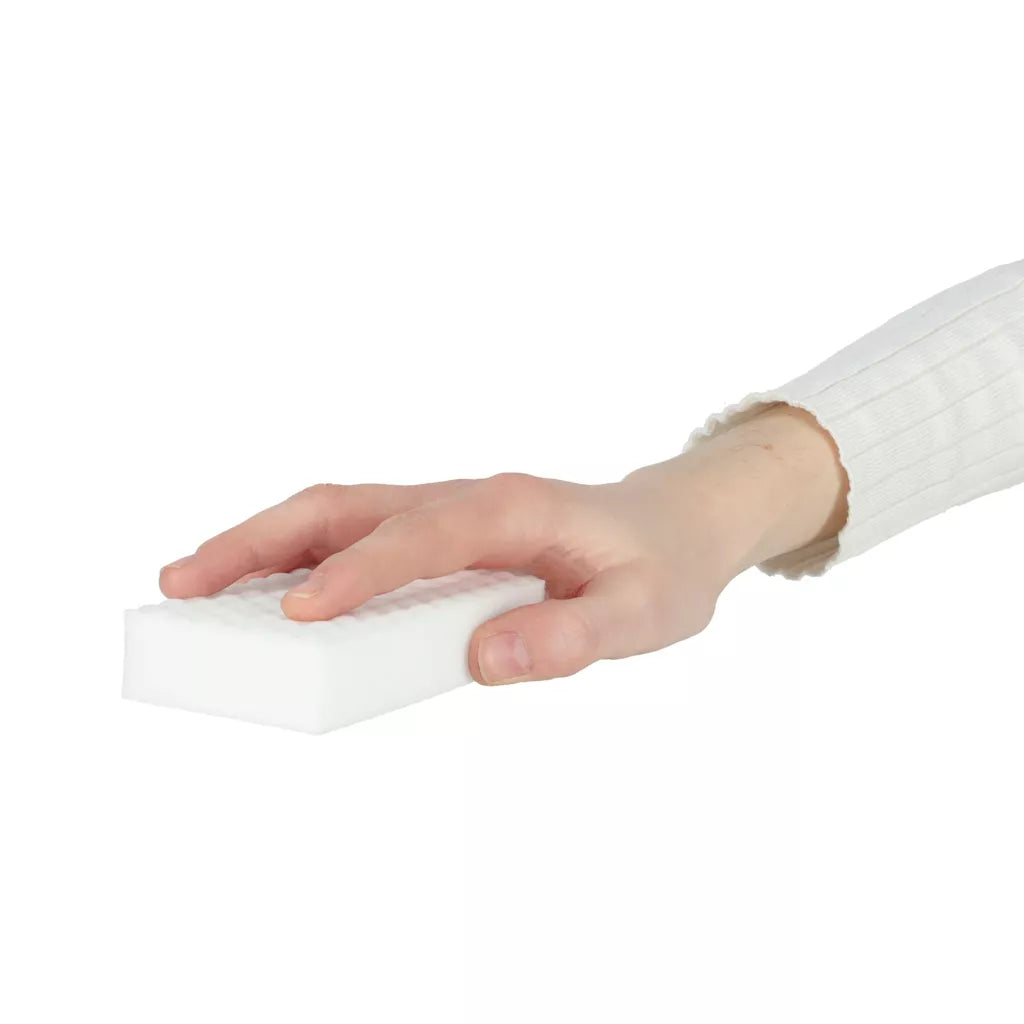 "Magic Melamine" kempinėle pašalinamos sunkios dėmės